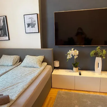 Apartament Stylish By The Vigszinhaz Theater *